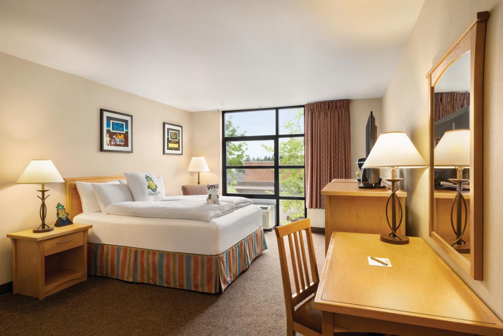 Staypineapple, University Inn, University District Seattle Exterior photo